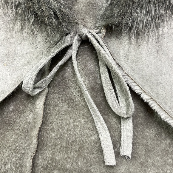 CATO WOMAN Boho Faux Shearling Faux Fur Collar Boho Western Grey Vest SZ 26/28W - Picture 6 of 12